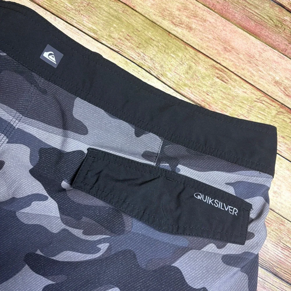 Quiksilver no size